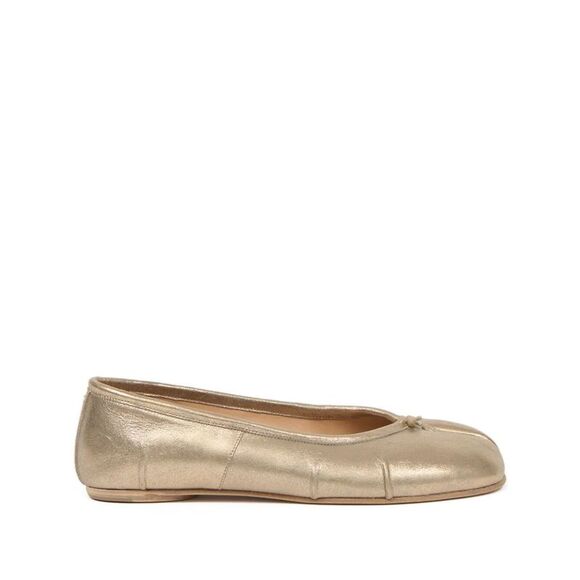 MAISON MARGIELA Handbags - Maison Margiela Women Tabi New Metallic Leather Ballerinas With Laminated Finish
